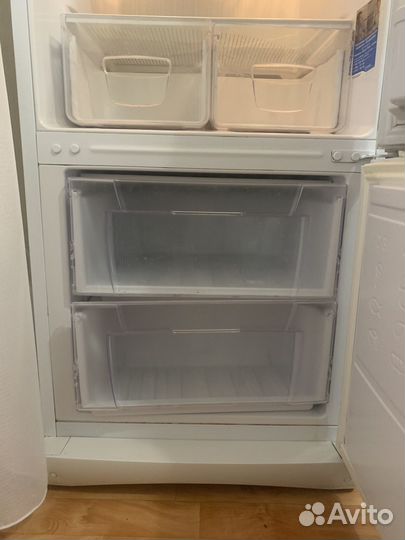 Холодильник indesit двухкамерный