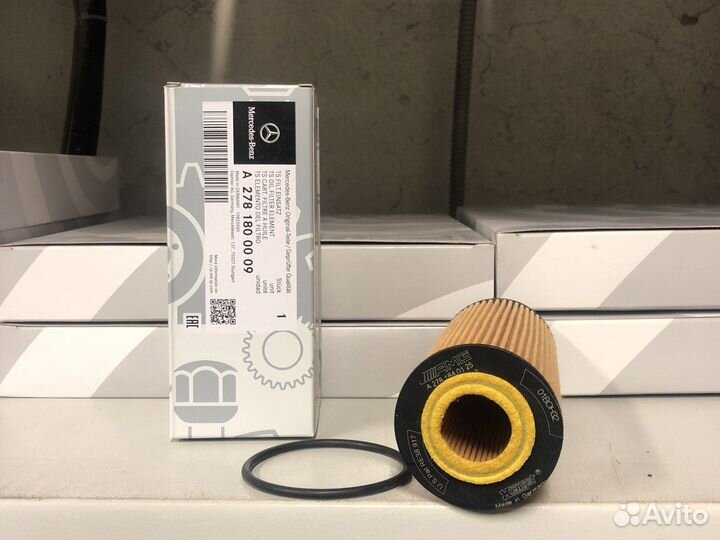 Масляный фильтр Mercedes-Benz A2781800009
