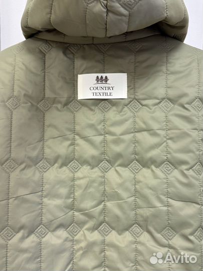 Куртка стеганная с капюшоном на кнопках waterproof