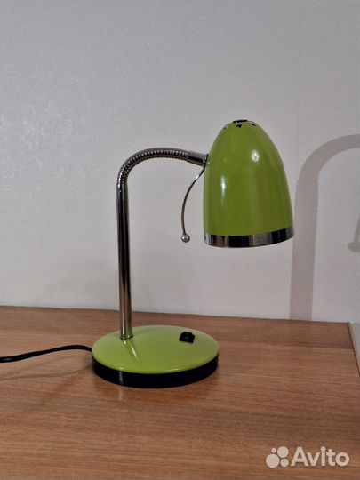 Лампа настольная