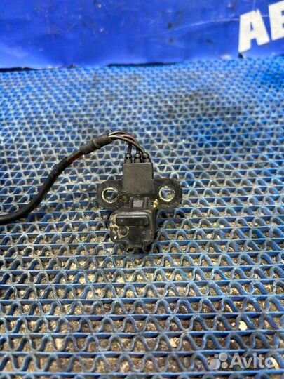 Датчик положения коленвала Mitsubishi Lancer 9