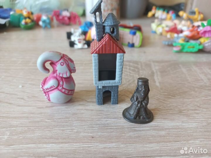 Коллекционные фигурки Киндер 90-е