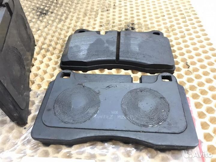 Колодки тормозные передние VW Touareg GP (7LA,7L6