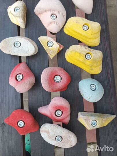 Зацепы для скалодрома