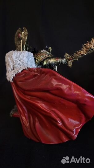 Фигурка по Warhammer40,000 28см