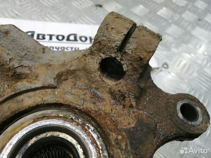 Кулак поворотный передний правый Chevrolet Lacetti