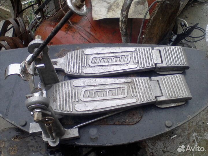 Педаль Амати