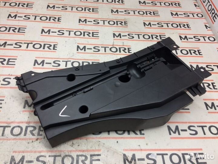 Ящик для инструментов левый Bmw X5 E53 M54B30 2004