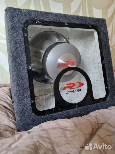 Сабвуфер Alpine swr 1242d