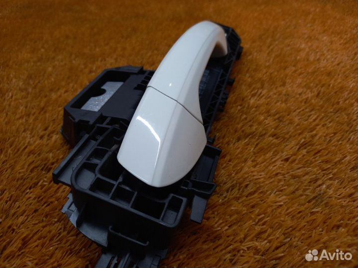 Ручка двери внешняя задняя левая Mercedes-Benz