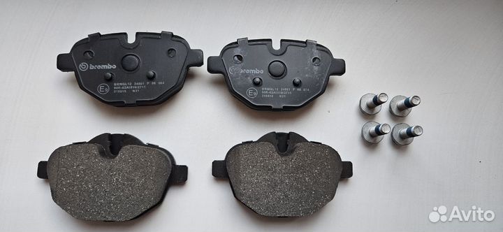 Тормозные колодки Brembo