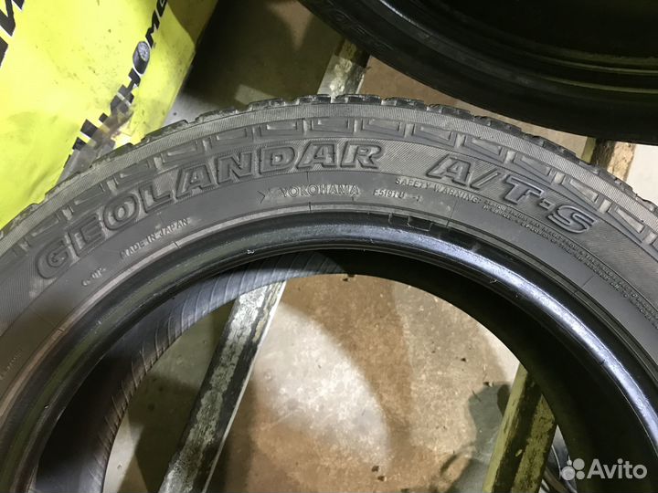 Yokohama Geolandar A/T-S G012 215/60 R17