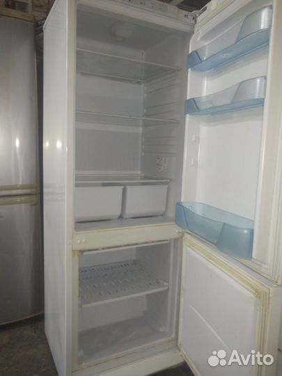 Холодильник Бирюса 165см