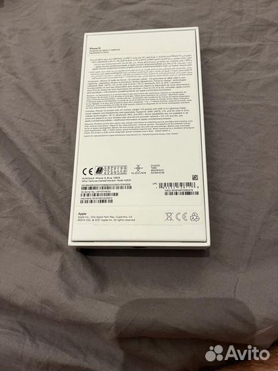 Коробка от iPhone13