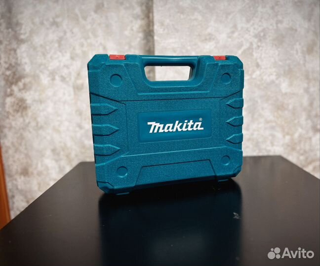 Шуруповерт makita