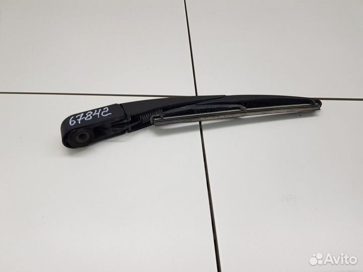 Поводок стеклоочистителя задний