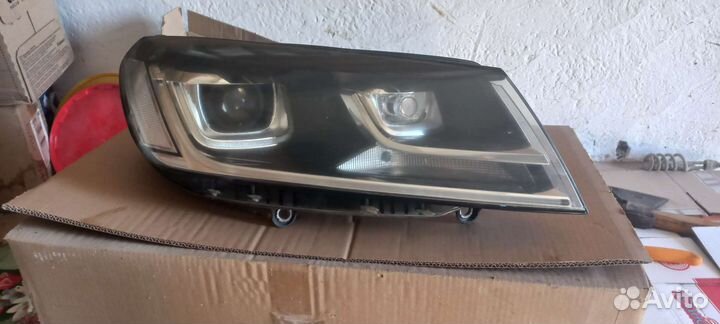 Фара volkswagen touareg 2