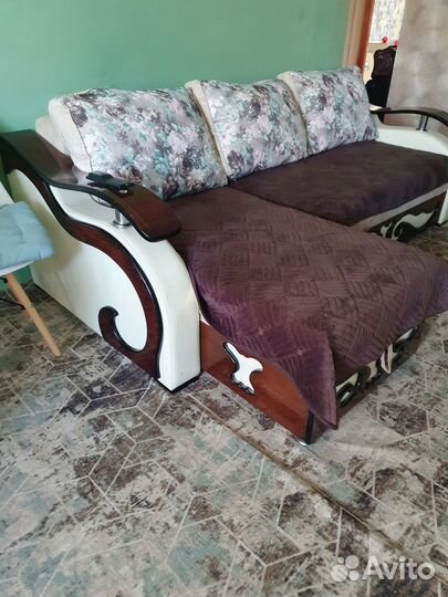 Угловой диван
