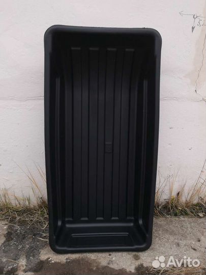 Пластиковое корыто (волокуша)