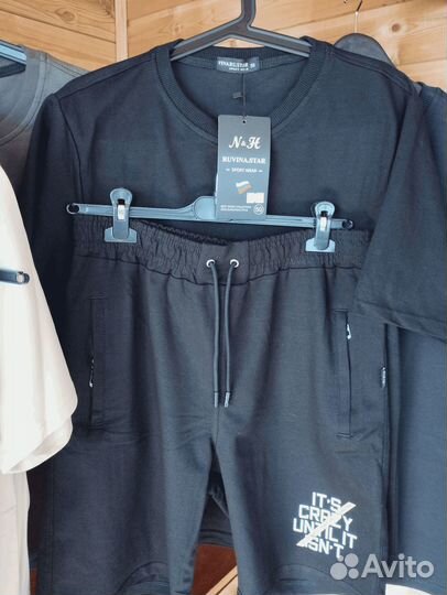 Мужской спортивный костюм летний