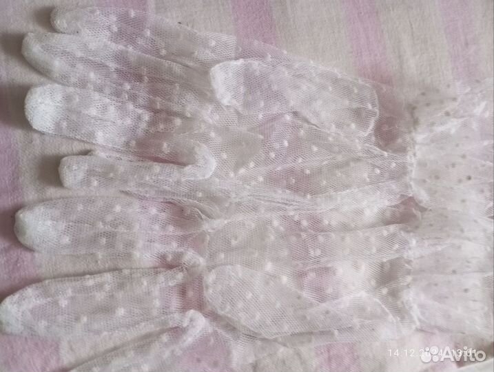 Перчатки женские кружевные