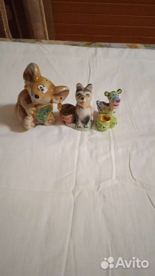 Сувениры статуэтки