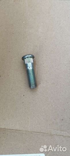 Колёсные шпильки и гайки на kis/hyundai