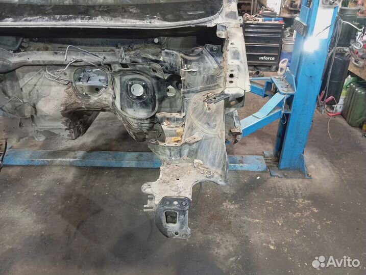 Лонжерон передний левый Volkswagen Golf Plus (Mk5)