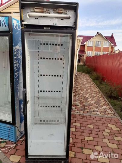 Холодильники, шкаф под сигареты