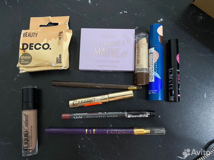 Набор косметики пакетом новая