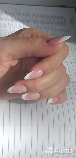 Мастер маникюра