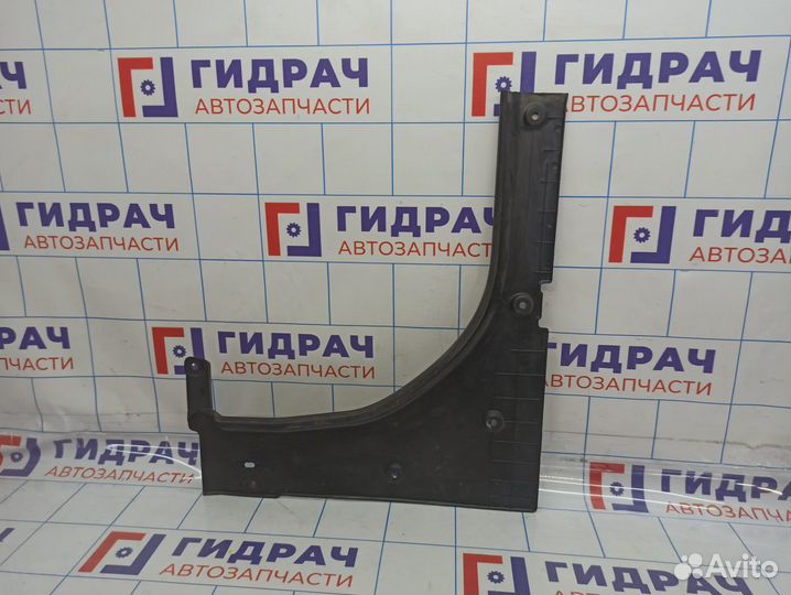 Накладка багажника правая Hyundai Elantra (XD) 85785-2D000