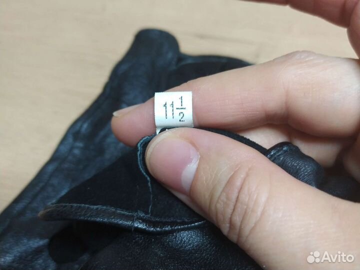 Мужские кожаные перчатки новые