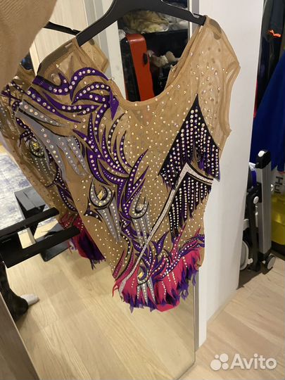 Купальнтк для художественной гимнастики