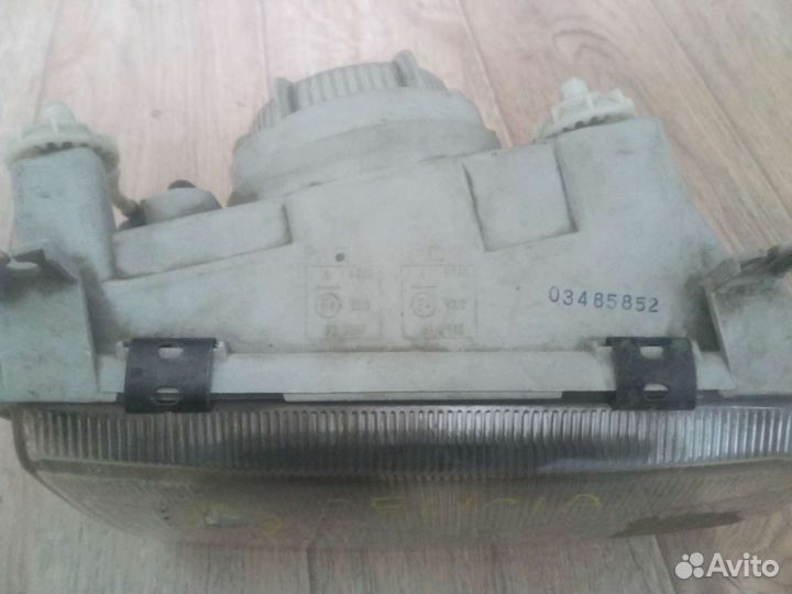 Фара правая Шкода Фелиция