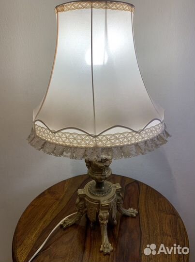 Дворцовая Бронзовая Настольная Лампа Бронза