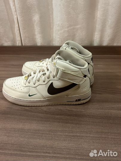 Nike Air Force 1 Mid 07 LV8 40th Anniversary