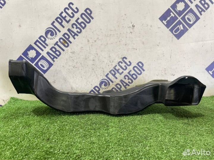 Воздуховод передний левый Nissan Tiida хэтчбек 1.6