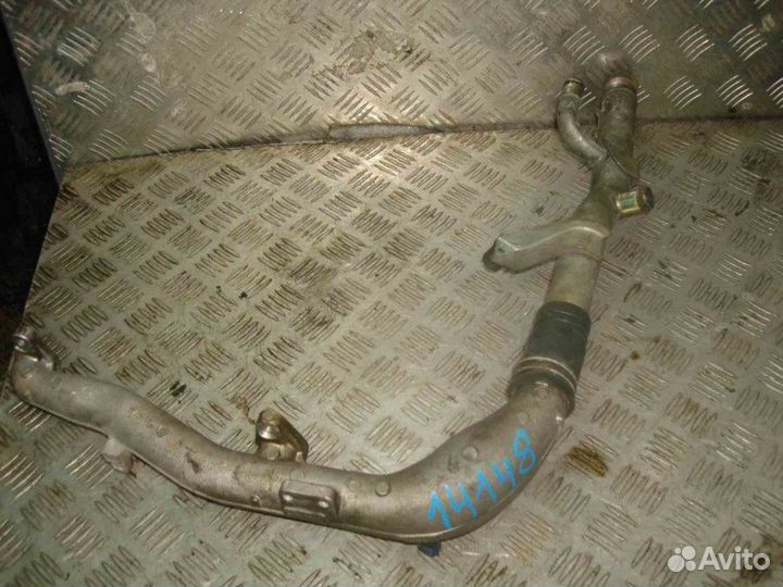 Патрубок Nissan Elgrand E51 2002-2010