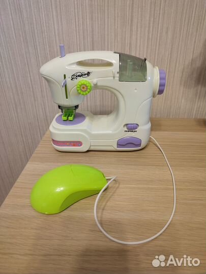 Игрушка Швейная машинка