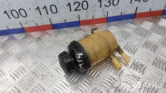 Бачок гу KIA sportage 2 (1KK14NO01)