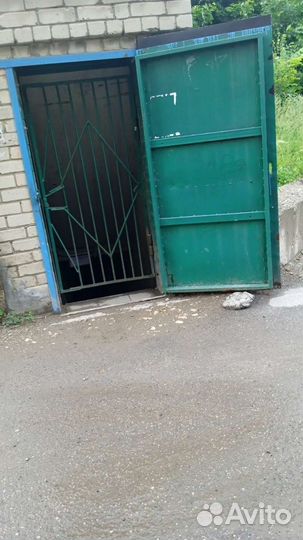 Погреб в хоз блоке