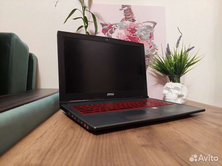 Ноутбук MSI GV62 8RC