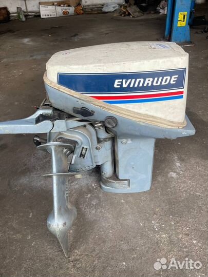 Продам лодочный мотор 9.9 л с