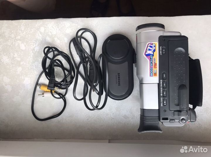 Видеокамера samsung VP-W80