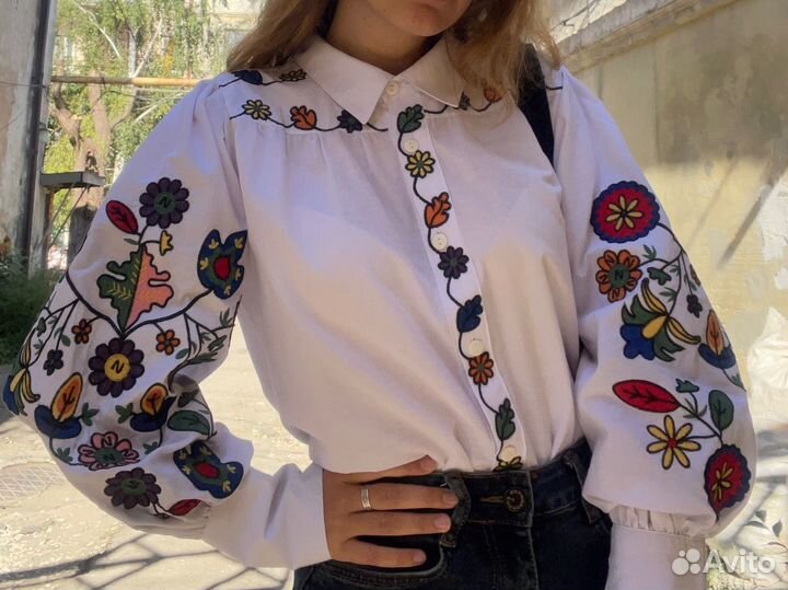 Вышиванка женская