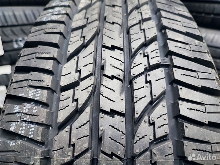 Yokohama Geolandar A/T G015 245/75 R17 121S