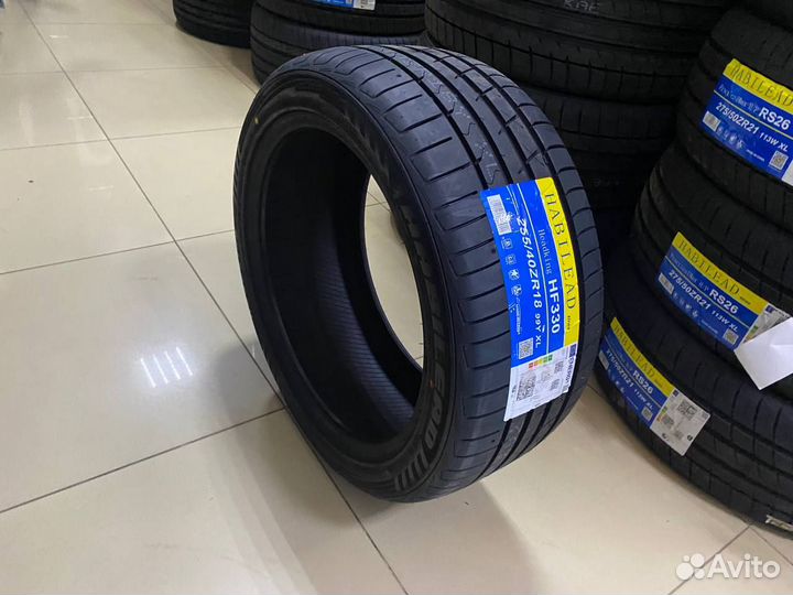 Habilead HF330 255/40 R18 99Y