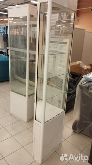 Шкаф витрина бу