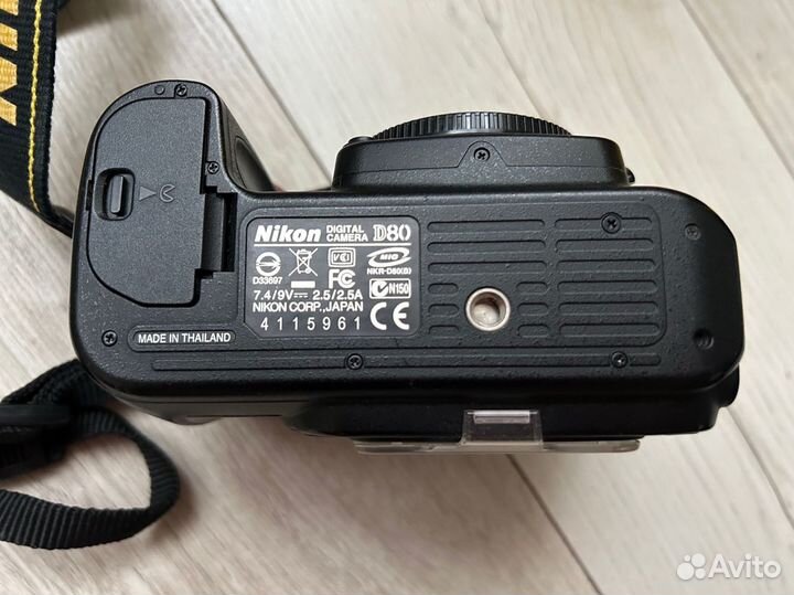 Nikon D80 Цифровой зеркальный фотоаппарат